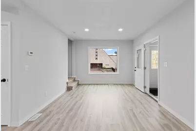 687 Lexington Parkway N, Saint Paul, MN 55104 - Photo 9