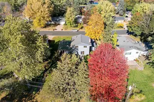 6233 Birchwood Rd, Woodbury, MN 55125 - Photo 37