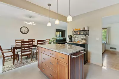 6233 Birchwood Road, Woodbury, MN 55125 - Photo 11