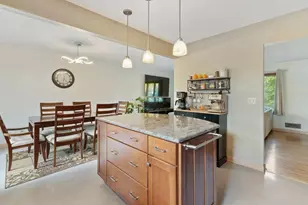 6233 Birchwood Rd, Woodbury, MN 55125 - Photo 11