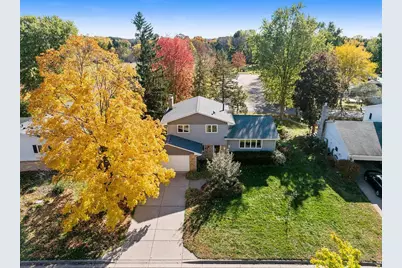 6233 Birchwood Road, Woodbury, MN 55125 - Photo 3