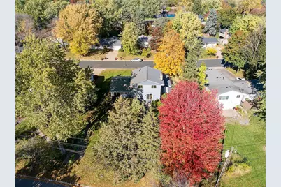 6233 Birchwood Road, Woodbury, MN 55125 - Photo 37