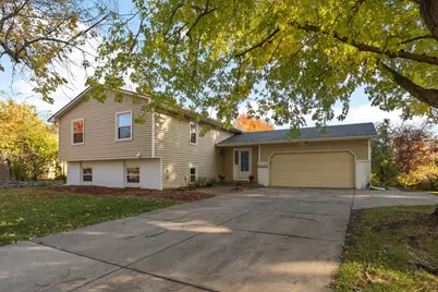 15625 46th Avenue N, Plymouth, MN 55446 - Photo 1