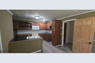 680 Central Avenue S, Milaca, MN 56353 - Photo 5