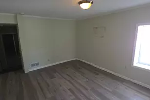 680 Central Ave S, Milaca, MN 56353 - Photo 7