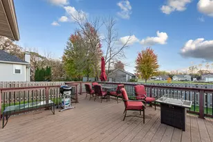 1447 Nottingham Dr, Owatonna, MN 55060 - Photo 11