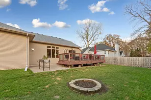 1447 Nottingham Dr, Owatonna, MN 55060 - Photo 9