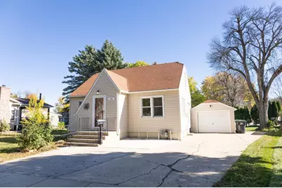 720 Winifred Street, Worthington, MN 56187 - Photo 5