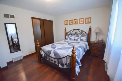 1407 41st Street NW, Rochester, MN 55901 - Photo 9