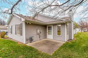 8537 Telford Ln, Brooklyn Park, MN 55443 - Photo 3