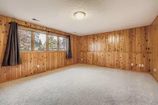 1012 Crystal Lake Rd E, Burnsville, MN 55306 - Photo 23