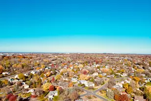 1012 Crystal Lake Rd E, Burnsville, MN 55306 - Photo 45