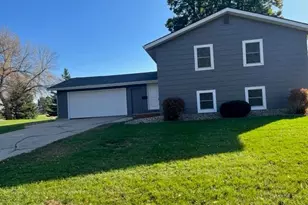 817 16th St, Windom, MN 56101 - Photo 1