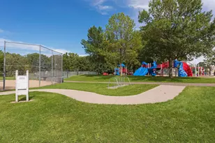 588 Willoughby Way W, Minnetonka, MN 55305 - Photo 25