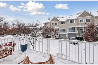 588 Willoughby Way W, Minnetonka, MN 55305 - Photo 21