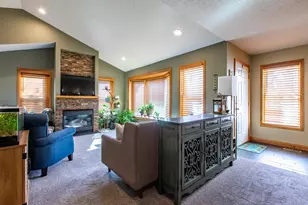 4032 Alberta Dr NE, Rochester, MN 55906 - Photo 3