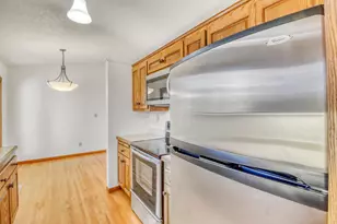 530 Cedar Ln, Moorhead, MN 56560 - Photo 5