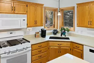 13605 Dan Patch Ln, Savage, MN 55378 - Photo 19