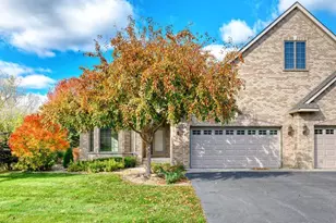 2137 Lake Augusta Dr, Mendota Heights, MN 55120 - Photo 1