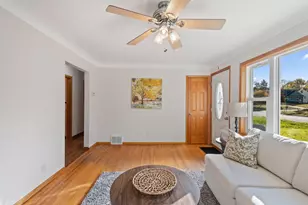 2221 Highland Pl, Columbia Heights, MN 55421 - Photo 3