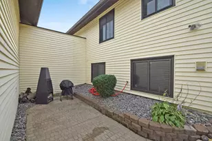 3502 Brookdale Dr N, Brooklyn Park, MN 55443 - Photo 33