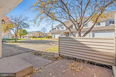 7813 Hemingway Avenue S, Cottage Grove, MN 55016 - Photo 31