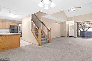 7813 Hemingway Ave S, Cottage Grove, MN 55016 - Photo 9