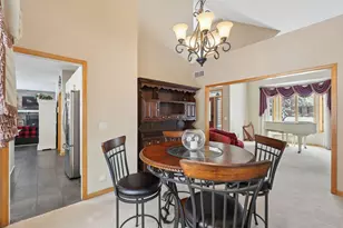 13529 Gossamer Way, Apple Valley, MN 55124 - Photo 5