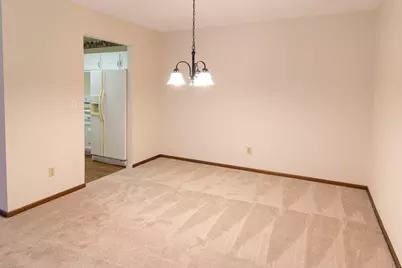 2690 Oxford Street N #247, Roseville, MN 55113 - Photo 7