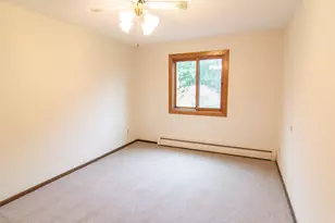 2690 Oxford St N, Roseville, MN 55113 - Photo 17