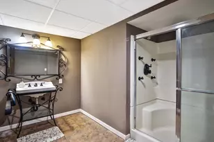 332 13th St SW, Owatonna, MN 55060 - Photo 21