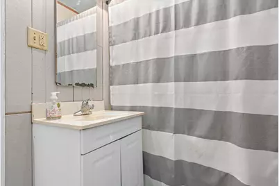 742 Holly Avenue, Saint Paul, MN 55104 - Photo 17