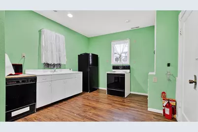 503 11th Street E, Menomonie, WI 54751 - Photo 7