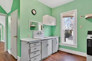 503 11th St E, Menomonie, WI 54751 - Photo 27