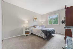 4812 Grenwich Way N, Oakdale, MN 55128 - Photo 15