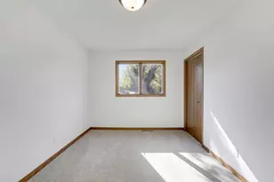 105 N Circle Dr, Montgomery, MN 56069 - Photo 37