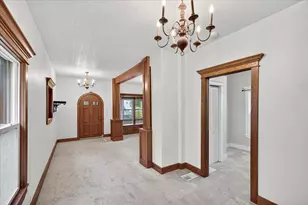 1039 Argyle St, Saint Paul, MN 55103 - Photo 5