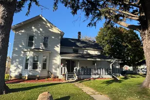 113 E 7th St, Saint Charles, MN 55972 - Photo 1