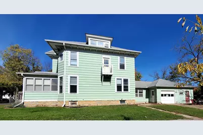 126 1/2 S 4th Street #203, River Falls Township, WI 54022 - Photo 3