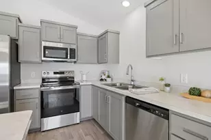 1102 45th Ave NE, Saint Cloud, MN 56304 - Photo 9