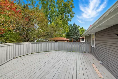 255 County Road C2 W, Roseville, MN 55113 - Photo 3