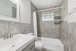 255 County Rd C2 W, Roseville, MN 55113 - Photo 13