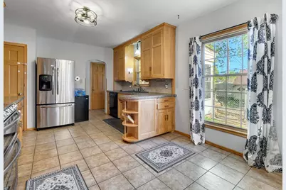 775 Wheelock Parkway E, Saint Paul, MN 55106 - Photo 7