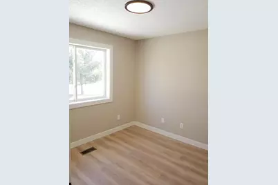 301 Lady Slipper Avenue NE, New Prague, MN 56071 - Photo 5