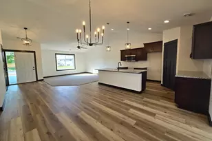 812 Pondview Dr, Arlington, MN 55307 - Photo 5