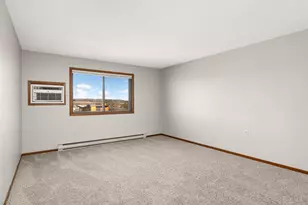 221 Grand Ave W, South Saint Paul, MN 55075 - Photo 11