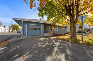 1043 Chase Ave, Gibbon, MN 55335 - Photo 1