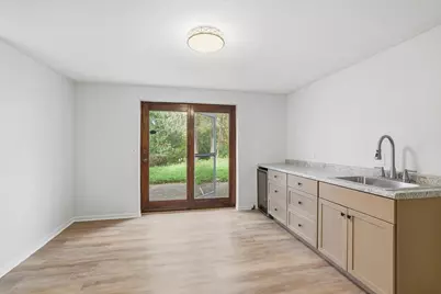 3101 McKnight Road N, Maplewood, MN 55109 - Photo 13