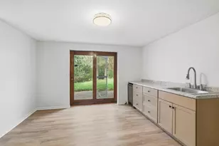 3101 McKnight Rd N, Maplewood, MN 55109 - Photo 13