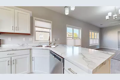 802 Escalade Lane SE, Owatonna, MN 55060 - Photo 11